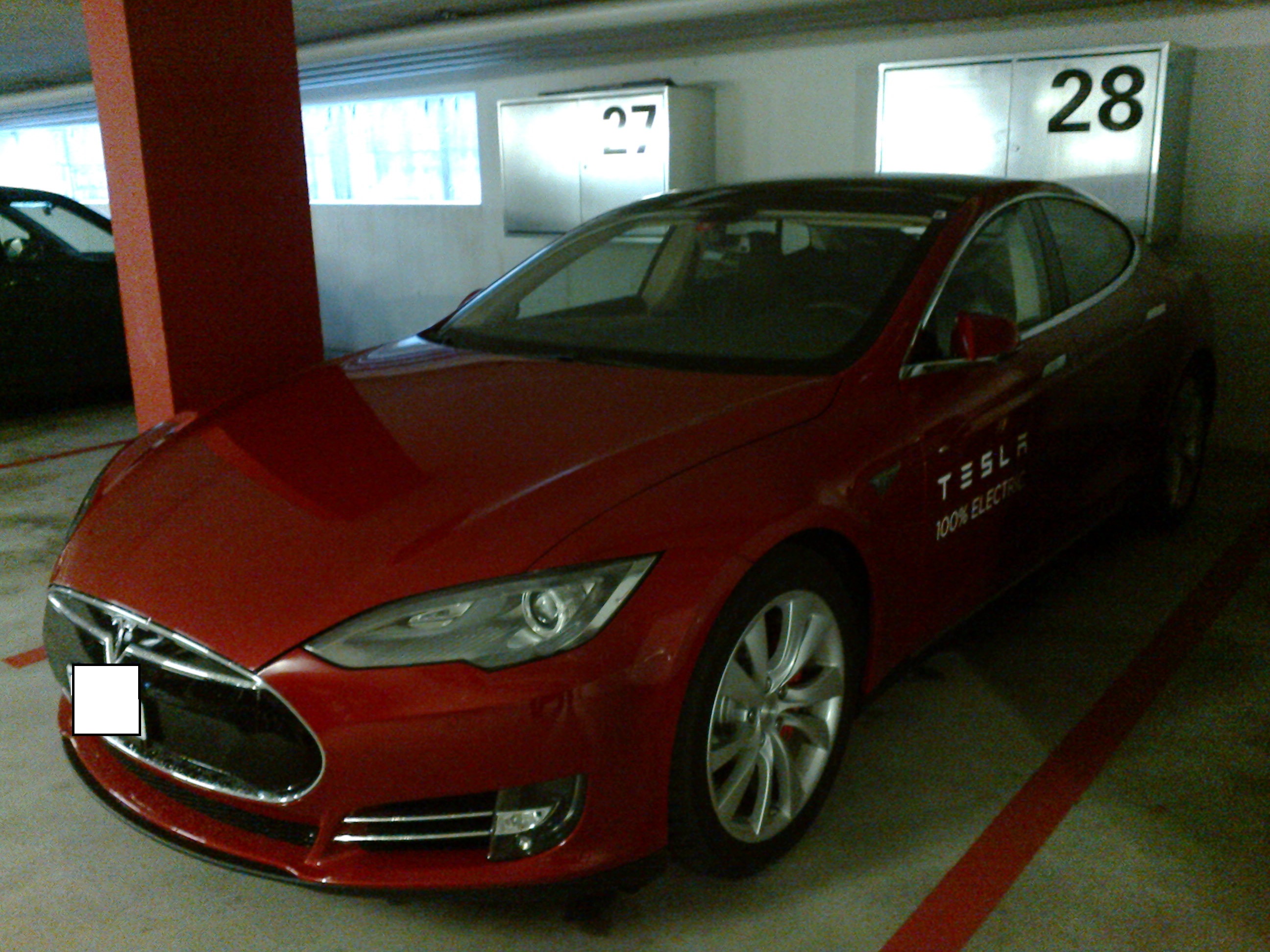 tesla_rot_bearbeitet